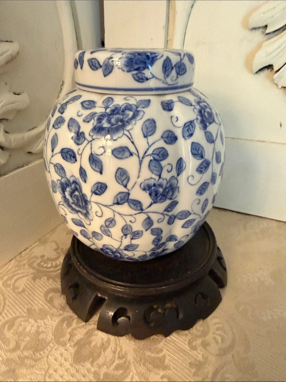 N/A shelves jar